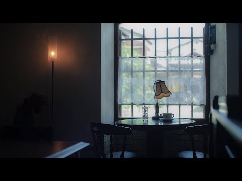 雨日和の喫茶店を眺めませんか？