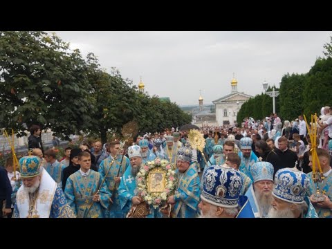 Хресна хода з Почаївською іконою Божої Матері