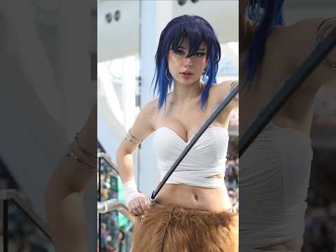 @yaminaamane as Inosuke #demonslayer #cosplay #animeexpo