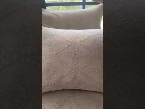 Efabrika Lisa Pamuklu Jakarlı Çift Kişilik Yatak Örtüsü