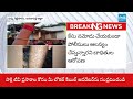 కుటుంబంపై పచ్చ గుండాల దాడి | TDP goons Attack On Women At Anakapalli Dist | SakshiTV  - 03:05 min - News - Video