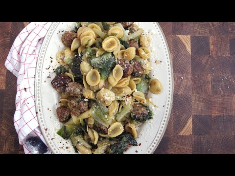 Pasta with Meatballs and Escarole