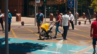 Обзор коляски Накладки на колесные диски Bugaboo Bee 5 wheel caps Видеоинструкции.