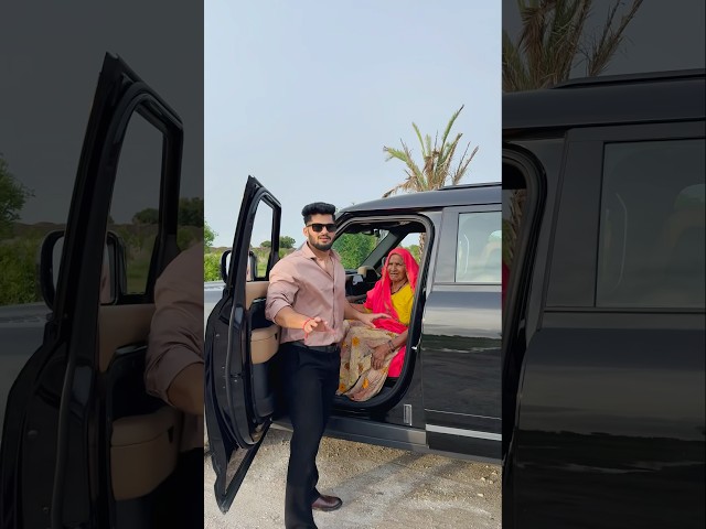 Dadi in farmhouse 😍