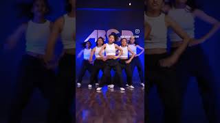 Dancing cool kids #ello