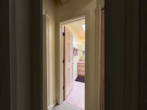 宿泊施設による動画