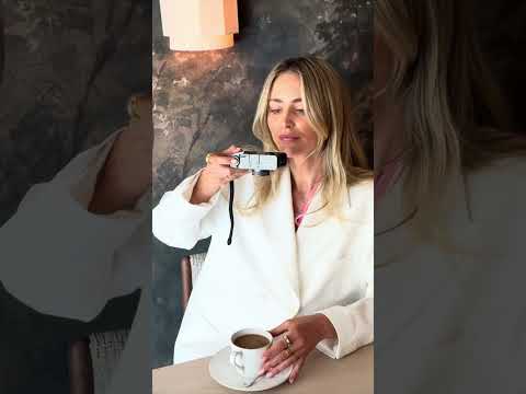 FUJIFILM X half Janni Delér