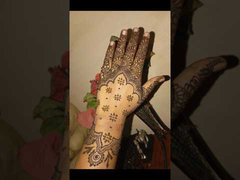 Asthetic ✨back hand mehndi design 😍 #mehndi #hennadesign #viralshorts #ytshorts #youtubefeed #fypシ
