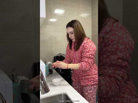 【#西蒙和安娜】俄罗斯老婆手劲儿就是大...