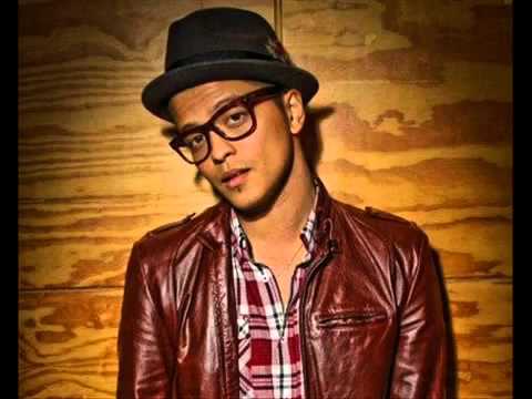 Bruno Mars - Our First Time (traducida español)