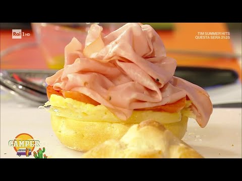 Il panino dell'estate: mortadella, caciocavallo e pomodori - Camper 12/07/2024