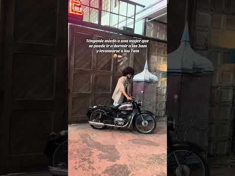 Be careful… Latinas 🔥🔥🔥#latinas #mujeres #motorcycle #afrohair #cubanos