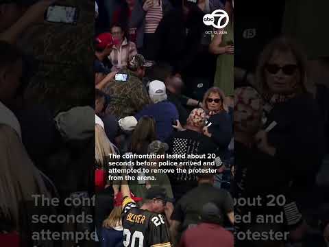 Protester attacked by <strong>multiple</strong> attendees at Trump rally in Ohio