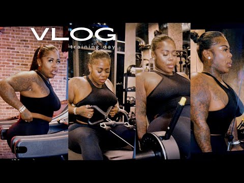 250LBS GIRLS ,COME TRAIN WITH ME