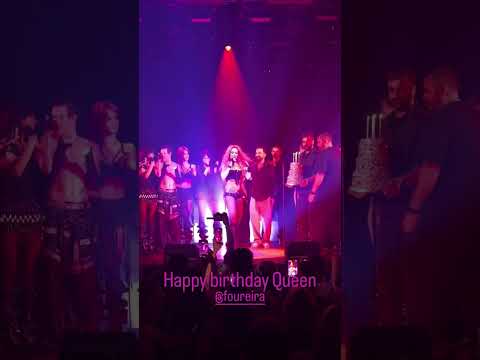 ilovestyle.com - Ελένη Φουρέιρα:  Η έκπληξη που δέχθηκε on stage για τα γενέθλιά της