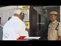 Kadiyam Srihari Casts His Vote | Graduate MLC Elections 2024 | V6 Digital  - 03:03 min - News - Video