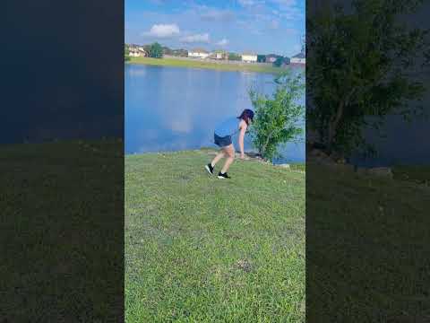 Nhà em ở miền Tây,