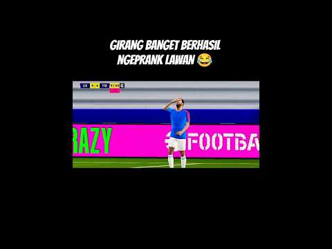 GAK TANGGUNG-TANGGUNG NIH NGEPRANKNYA 😆🤣 #sepakbola #ngakak #lawak