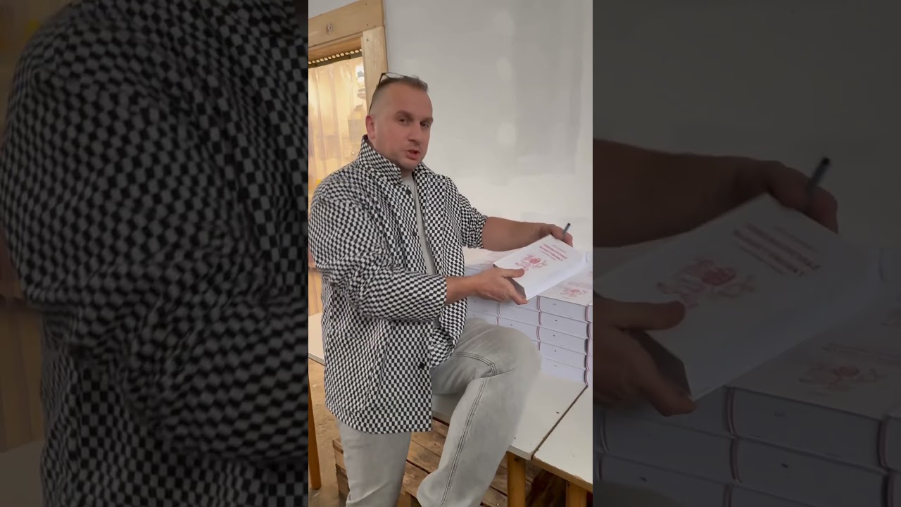 Další dotisk knížek už skladem 👌💪 #bible #food #uzeniny