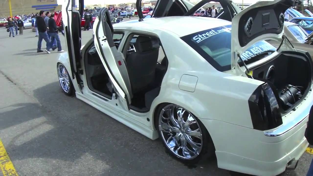 Tricked out 2011 chrysler 300 #2