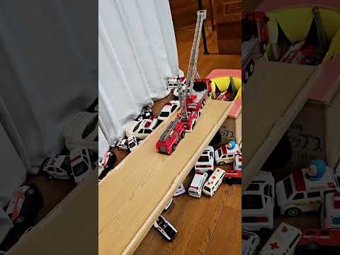 Fire Trucks Go into the hole #firetruck #minicar #toys