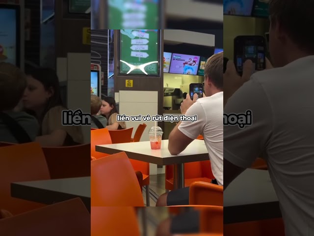 Quét mã QR wifi công cộng và cái kết