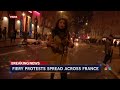 Chaos in Paris as protesters clash with police - 01:58 min - News - Video