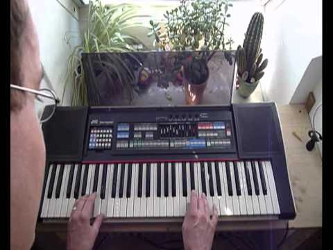 Ein kurzes Demo meines 80er Jahre analogen Vintage Keyboards / Synthesizers JVC KB 800