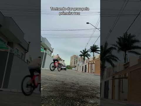 tentando dar grau na minha bike #comedia #shorts