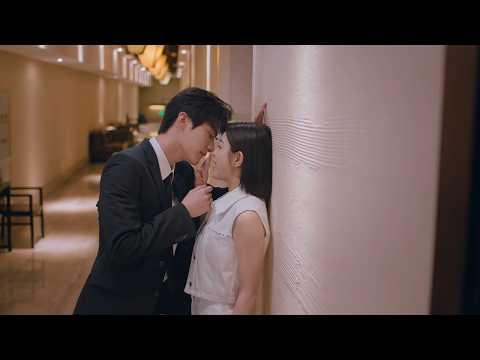 🦋【MULTISUB】姐姐惊喜现身？李雾霸气壁咚拥吻！#中国电视剧#陈妍希 #周柯宇  #爱情 # #drama    #movie  #film    #狙击蝴蝶