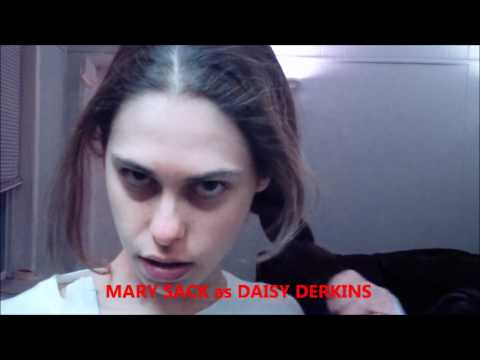 Daisy Derkins: Dogsitter of the Damned'