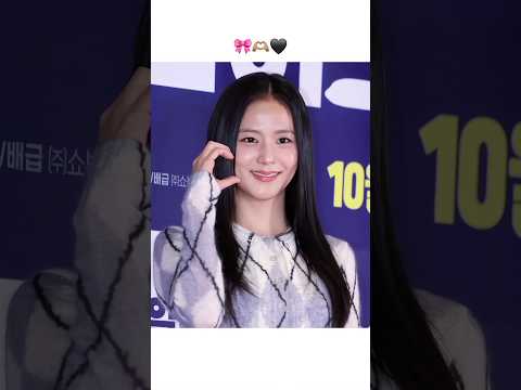 #JISOO at the VIP premiere of the movie 'First Ride'🩵#kimjisoo @sooyaaa__ @official_BLISSOO