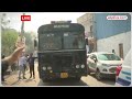 पुलिस की गाड़ी में शादी करने पहुंचा गैंगस्टर काला जठेड़ी | Delhi News  - 04:23 min - News - Video