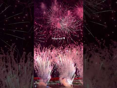 happy 60th birthday singapore!! ❤️🤍🇸🇬