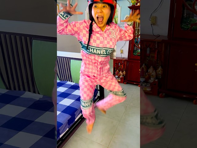 MA đi xuyên cửa🫣😂 #funny #comedy #nytinhnghich #shortvideo #tiktok