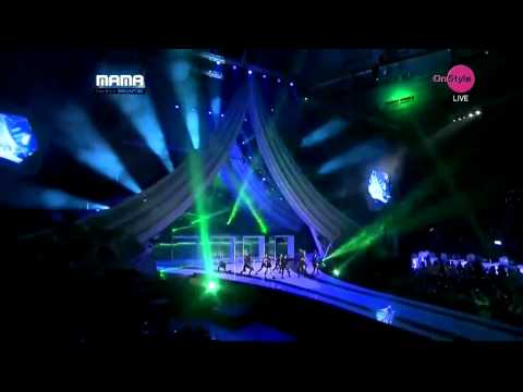 2NE1 Lonely & I Am The Best MAMA 2011 トゥエニウォン SINGAPORE