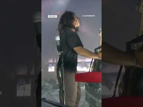 Lorde performs 'Ribs' at Glastonbury 2025