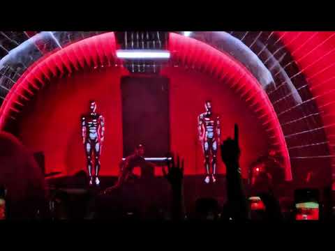 Empire Of The Sun - We Are The People / Live in Istanbul Parkorman 30.08.25