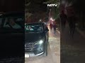Salman Khan Mumbai में Amit Khan के घर के बाहर किए गए Click - 00:36 min - News - Video