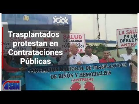 Trasplantados de riñón protestan en Contrataciones Públicas