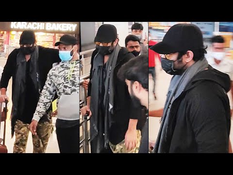 Watch: Prabhas gets clicked at airport post Adipurush wrap up Watch: Prabhas gets clicked at airport post Adipurush wrap up