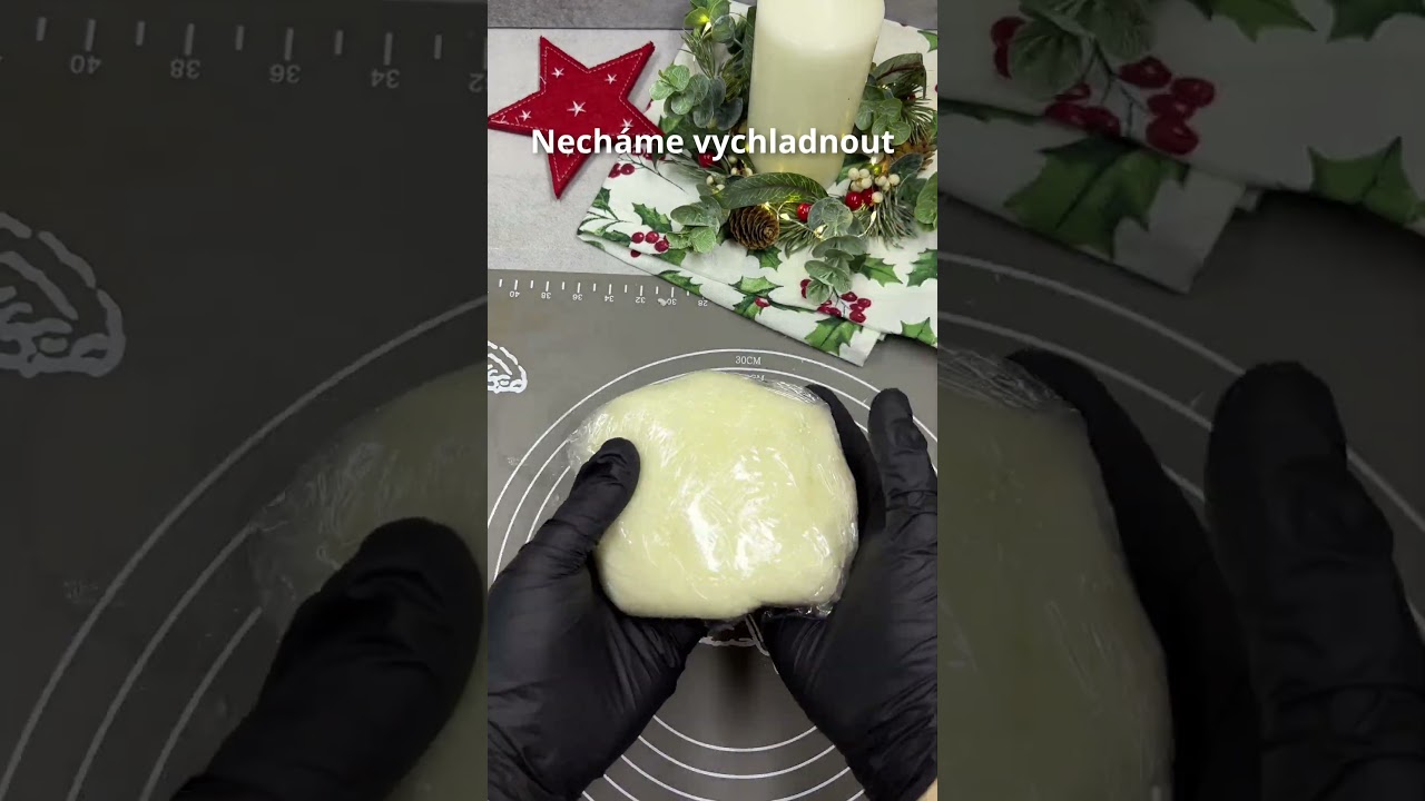 Něžné a snadné, to jsou ozdoby ze studeného porcelánu. Držte se videonávodu #toprecepty