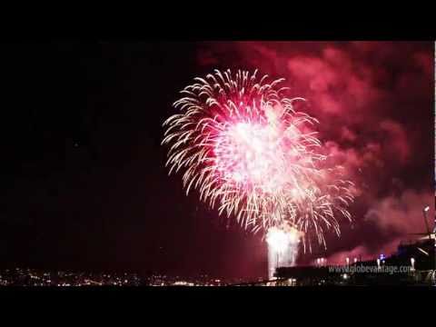 Canada Day Fireworks Vancouver 2011 (With O Canada, HD) - Frank & Jen's Vancouver 2