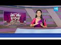 Saree 99 Rupees: Strange Offer In Medak | Garam Garam Varthalu @SakshiTV  - 02:02 min - News - Video
