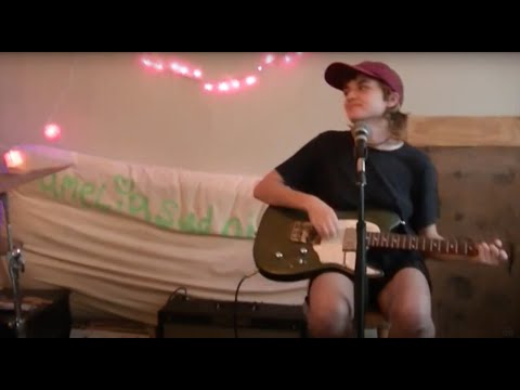 Sadurn - "snake" (Official Music Video)