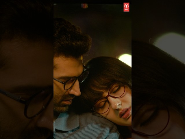 Metro...In Dino: Qayde Se | Arijit Singh | Aditya K, Sara K, Ali F, Fatima S, Pankaj T, Konkona