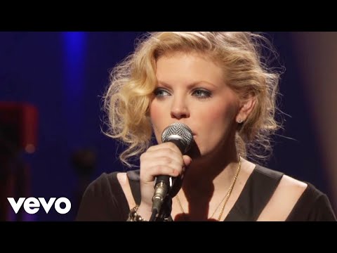 Dixie Chicks - Cowboy Take Me Away (Official Video)