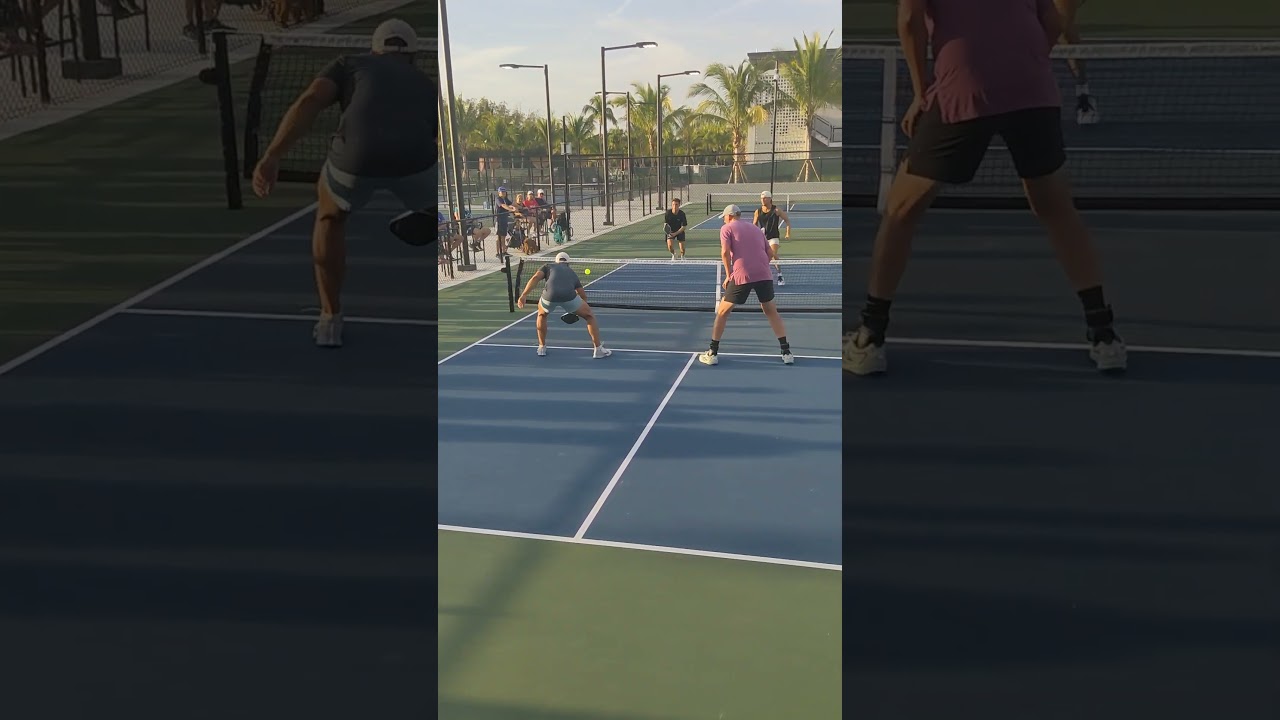 SNEAKY CROSS COURT DINK