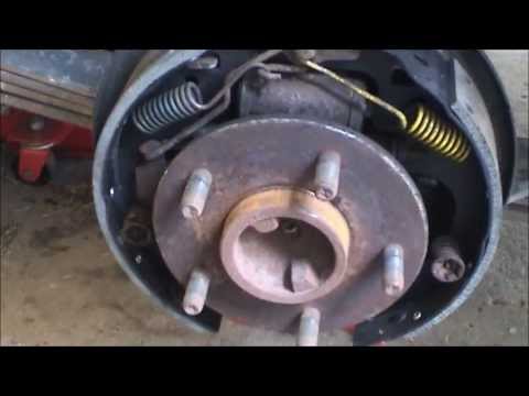 1991 Chevrolet S-10 Rear Brake Shoe Replacement - YouTube