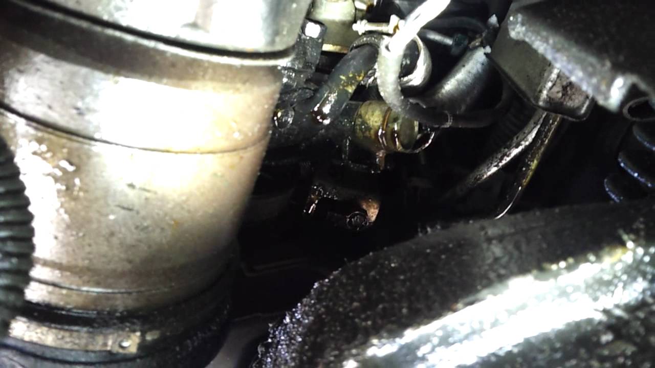 Nissan maxima oil leak valve cover gasket #2